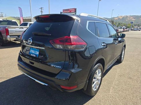 Used 2019 Nissan Rogue SV AWD/4WD image 5