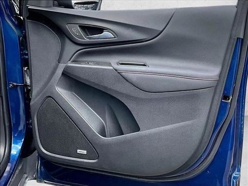 Certified 2023 Chevrolet Equinox RS w/ RS Leather Package FWD image 19