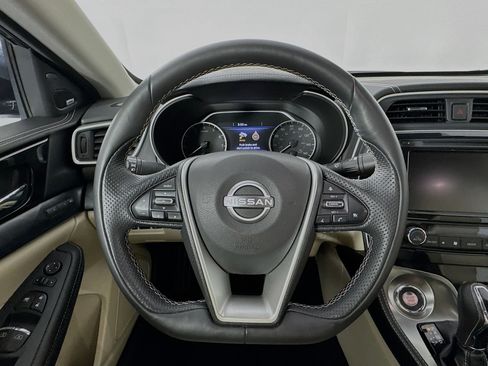Used 2023 Nissan Maxima Platinum w/ Sport Mat Group image 11