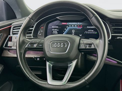 Used 2022 Audi Q8 Premium Plus w/ Premium Plus Package AWD/4WD image 8
