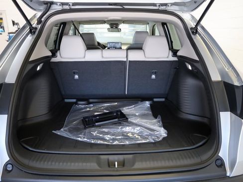 New 2026 Honda HR-V LX image 9