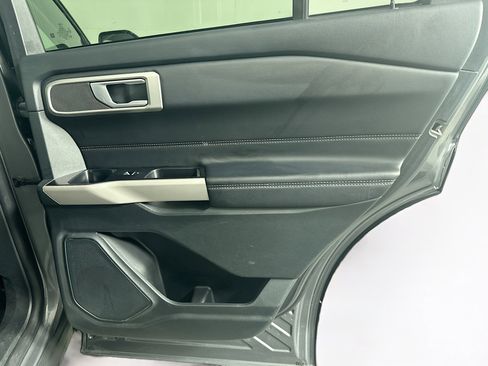 Used 2023 Ford Explorer XLT w/ Equipment Group 202A image 33