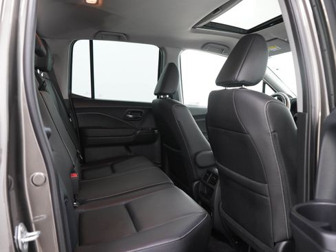 Used 2023 Honda Ridgeline RTL-E image 14