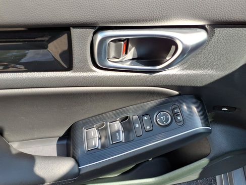 Certified 2025 Honda Civic Sport Touring image 14