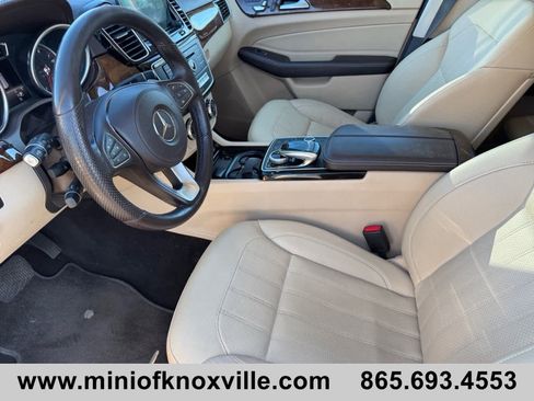 Used 2019 Mercedes-Benz GLS 450 4MATIC image 9
