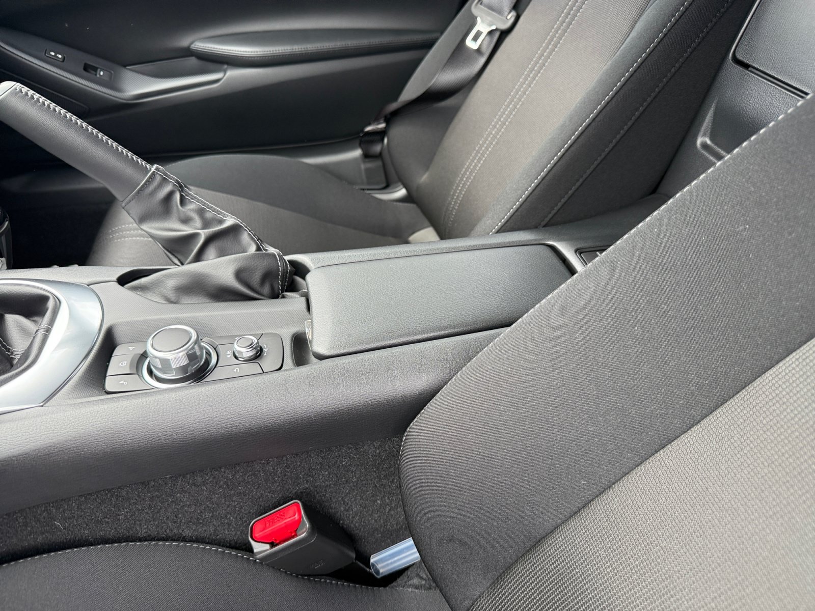 New 2026 MAZDA MX-5 Miata Sport RWD image 13