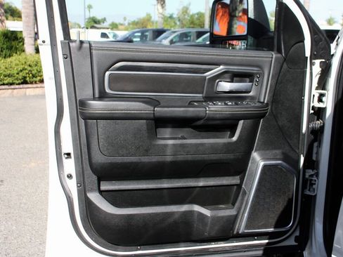 Used 2024 RAM 3500 Laramie w/ Night Edition image 15