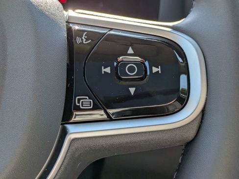 Certified 2026 Volvo XC60 B5 Core w/ Climate Package AWD/4WD image 29
