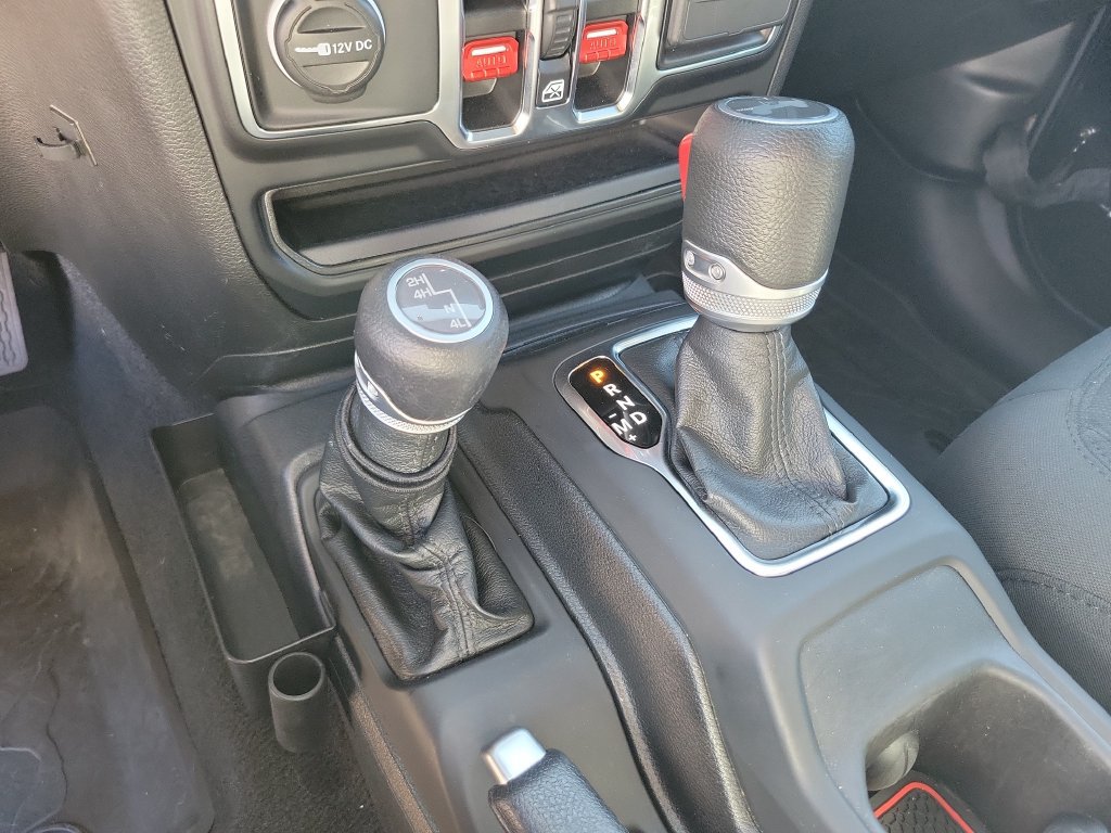 Used 2021 Jeep Wrangler Unlimited Sport AWD/4WD image 24