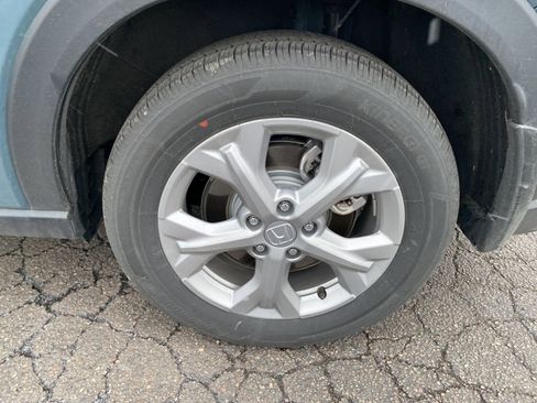 Certified 2025 Honda HR-V LX image 9