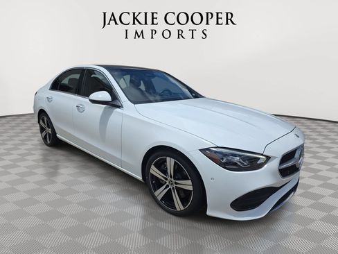 Used 2025 Mercedes-Benz C 300 4MATIC Sedan image 3