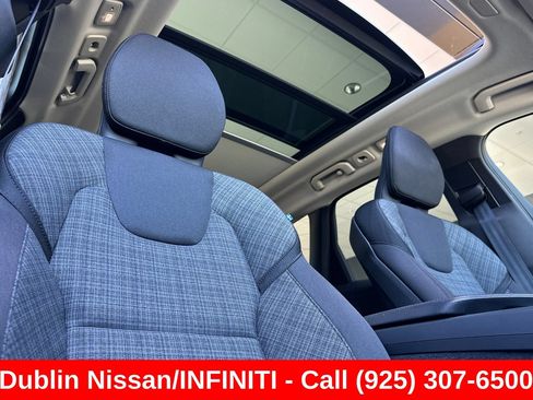 Used 2023 Volvo XC60 B5 Core w/ Protection Package Premier FWD image 20