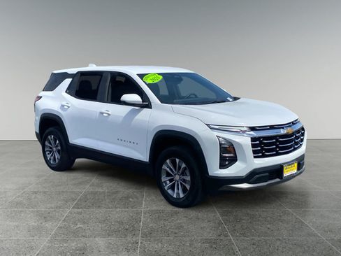 Used 2025 Chevrolet Equinox LT AWD/4WD image 7