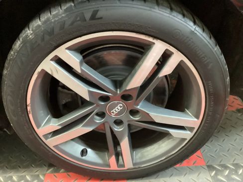 Used 2017 Audi A4 2.0T Premium Plus w/ Premium Plus Package image 6