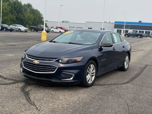 Used 2016 Chevrolet Malibu LT FWD image 1