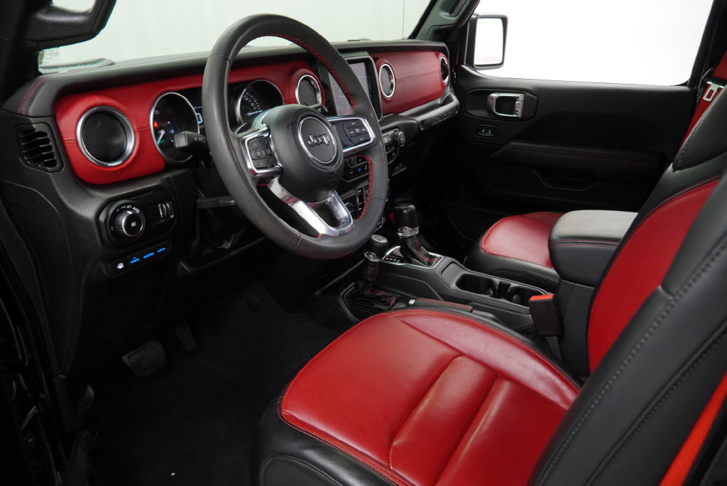 Used 2023 Jeep Wrangler Unlimited Rubicon 4xe AWD/4WD image 22