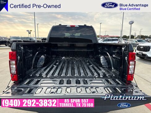 Used 2022 Ford F250 XLT w/ Black Appearance Package AWD/4WD image 11