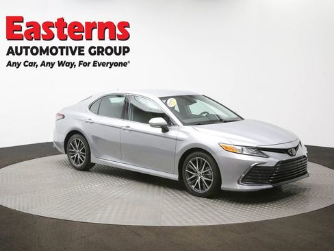 Used 2024 Toyota Camry XLE FWD image 49