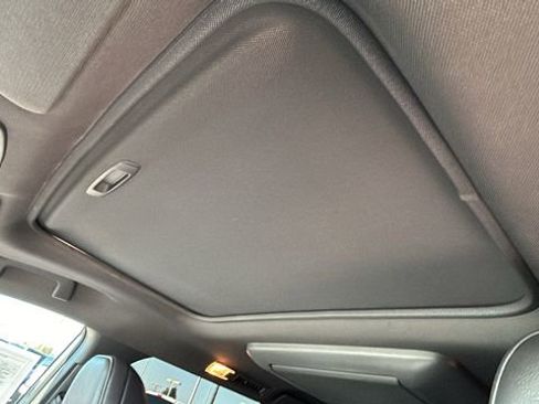 Used 2024 Toyota Sienna XLE Woodland Edition image 27