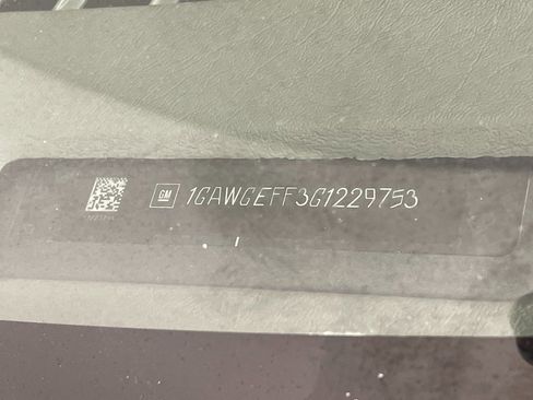 Used 2016 Chevrolet Express 2500 LS image 24