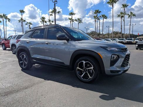 Certified 2023 Chevrolet TrailBlazer RS w/ Convenience Package image 3