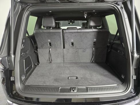 New 2026 Jeep Grand Wagoneer 4WD image 15