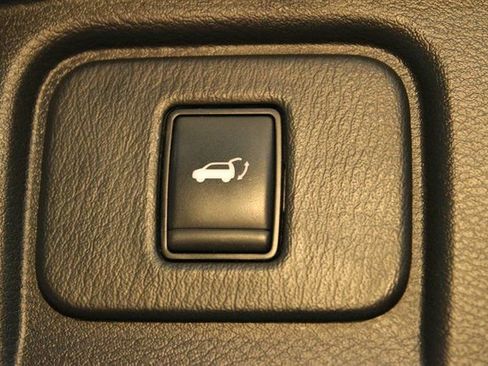 Used 2019 Nissan Murano SL image 19