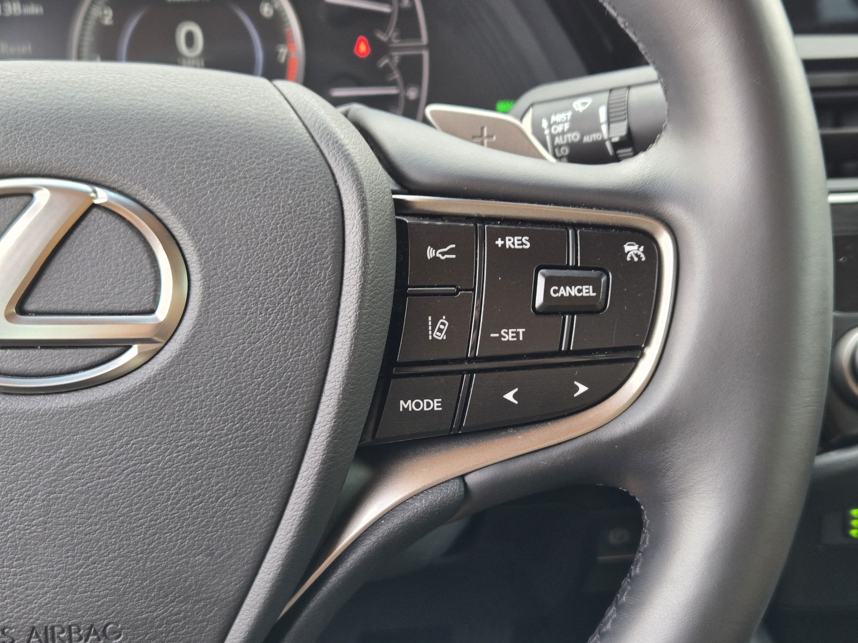 Used 2025 Lexus ES 350 w/ Premium Package FWD image 27