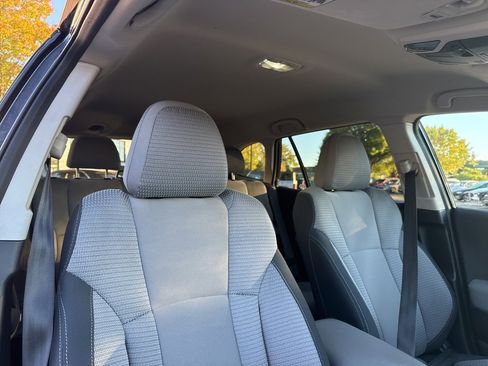 Certified 2022 Subaru Outback Premium image 29