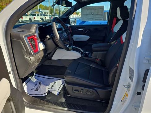 New 2026 GMC Canyon AT4X image 14