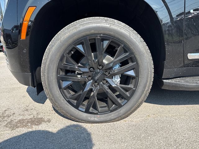 New 2026 GMC Yukon XL Elevation w/ Elevation Premium Package AWD/4WD image 10