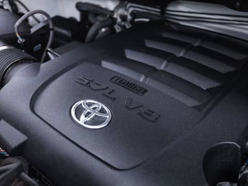 Used 2022 Toyota Sequoia TRD Sport AWD/4WD image 60