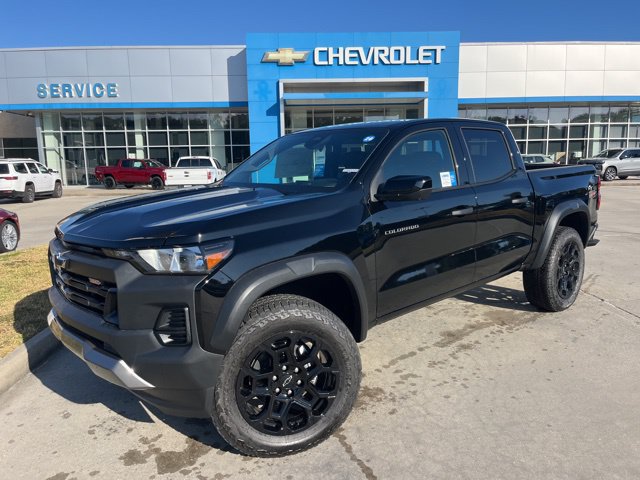 New 2026 Chevrolet Colorado Trail Boss AWD/4WD image 2