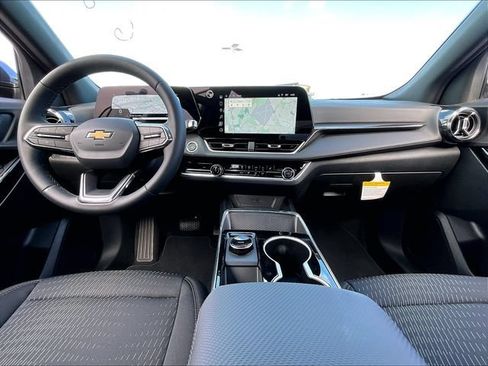 New 2027 Chevrolet Equinox LT AWD/4WD image 11
