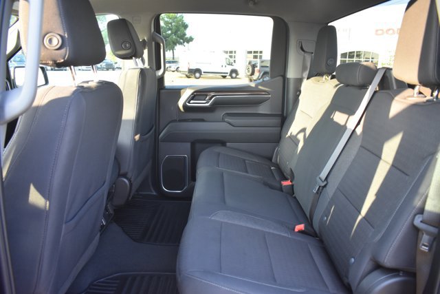Used 2024 Chevrolet Silverado 1500 RST AWD/4WD image 17