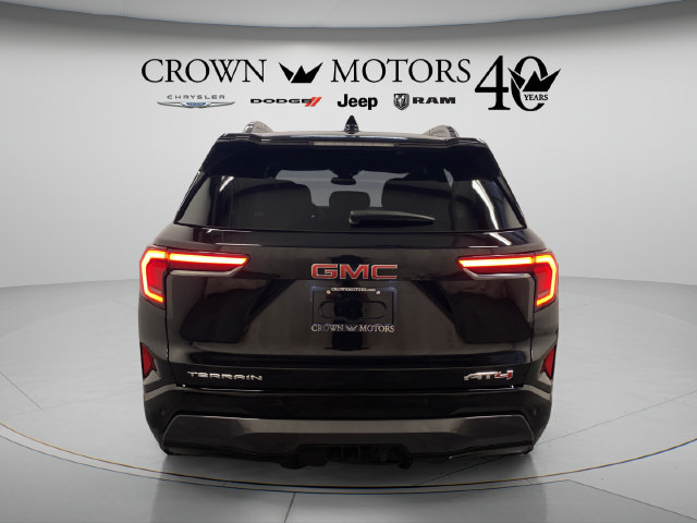 Used 2026 GMC Terrain AT4 w/ Convenience Package III AWD/4WD image 4