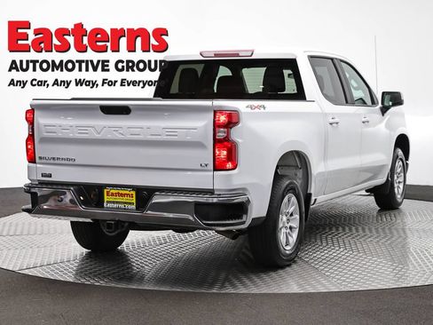 Used 2025 Chevrolet Silverado 1500 LT AWD/4WD image 5