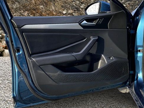 Used 2019 Volkswagen Jetta S w/ Driver Assistance Package image 20