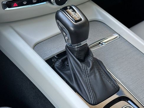 Used 2022 Volvo V60 T5 Cross Country w/ Advanced Package image 29