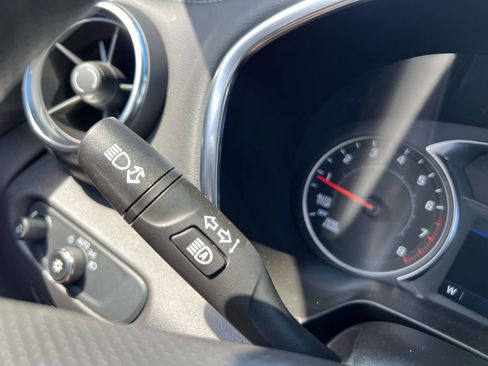 Certified 2025 Chevrolet Blazer LT w/ Convenience Package image 30