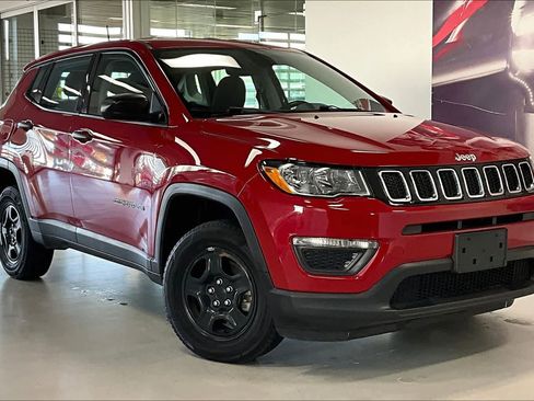 Used 2018 Jeep Compass Sport w/ Cold Weather Group image 20