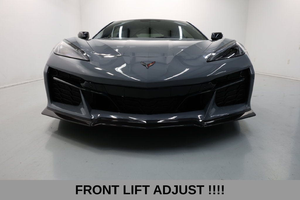 Used 2024 Chevrolet Corvette Z06 w/ Stealth Interior Trim Package RWD image 14