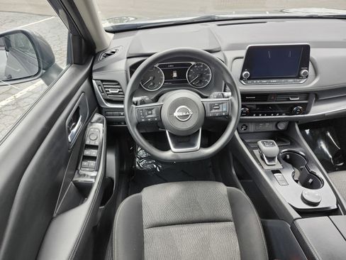 Used 2024 Nissan Rogue SV AWD/4WD image 29