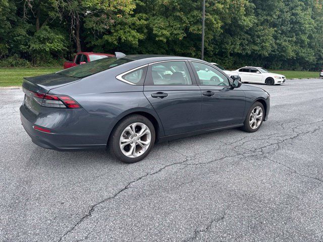 Used 2025 Honda Accord LX image 2