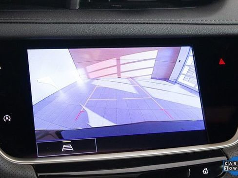 Used 2025 Cadillac XT5 Premium Luxury image 30