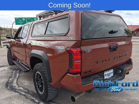 Used 2025 Toyota Tacoma TRD Off-Road w/ TRD Off Road Upgrade Package AWD/4WD image 4