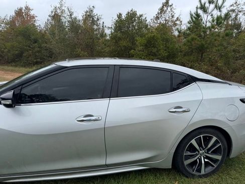 Used 2020 Nissan Maxima 3.5 SL w/ Floor Mat Group FWD image 2