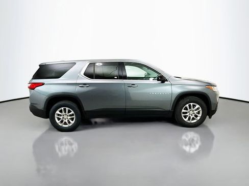 Used 2020 Chevrolet Traverse LS image 9