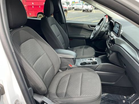 Certified 2025 Ford Escape Active AWD/4WD image 22