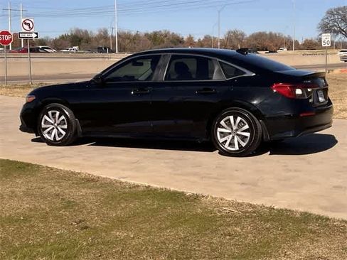 Certified 2022 Honda Civic LX image 4